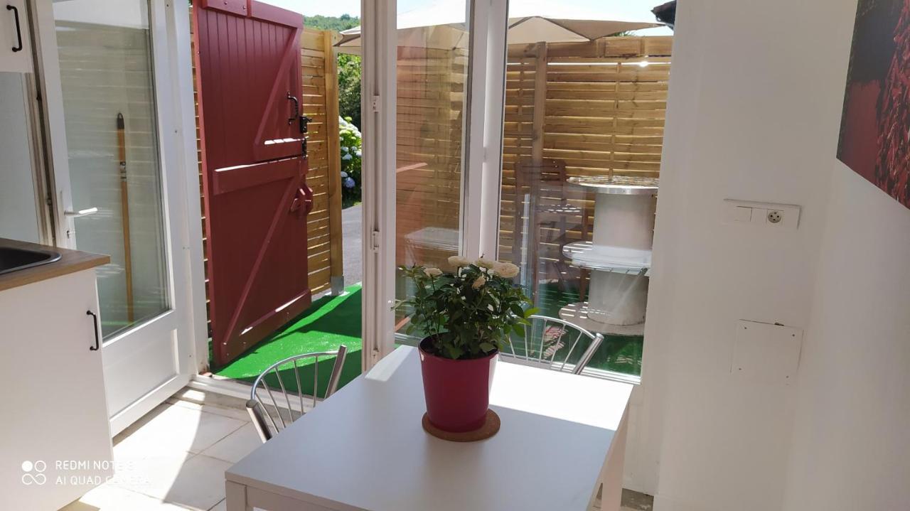 Appartement Tout Confort Au Calme Avec Jacuzzi Mouguerre Kültér fotó